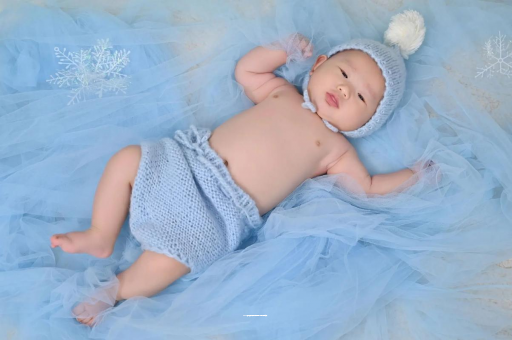 汕头宝宝睡觉只有头出汗 汕头宝宝睡觉只有头出汗